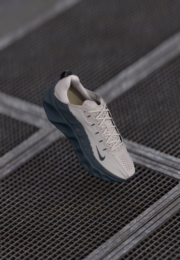 Nike With Reflective Design Accents Ava Rover - Trainers