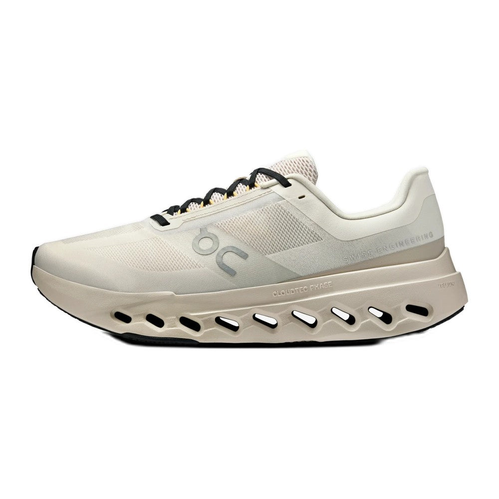 On Cloudsurfer - Ivory / Silver-colored