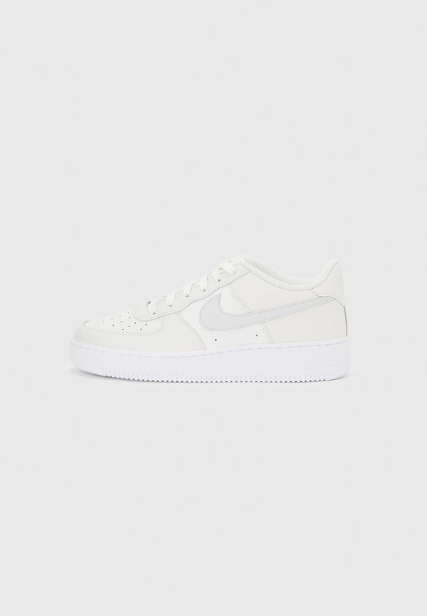 Nike Air Force 1 - Summit White / Vast Grey / Platinum Tint / White
