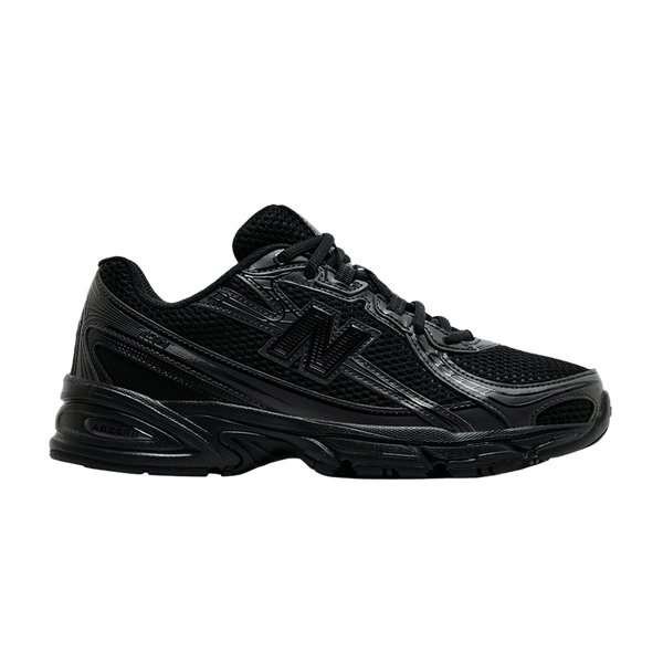 New Balance 740 - Triple Black
