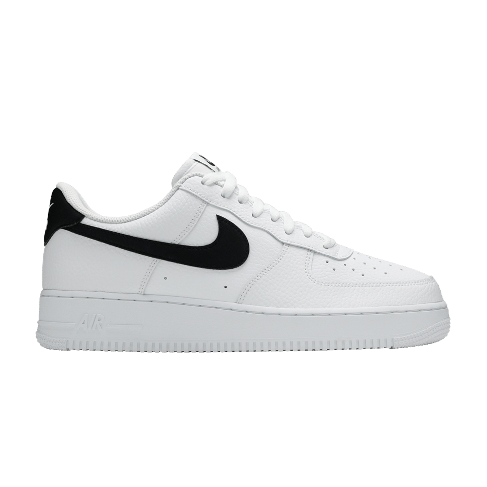 Nike Air Force 1 07 - White / Black