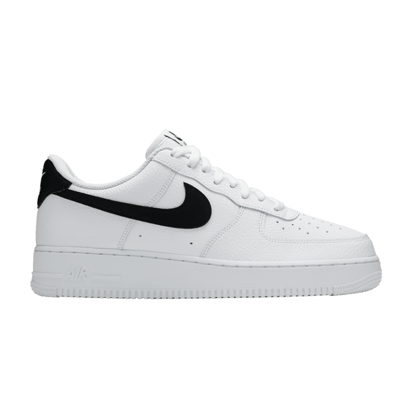 Nike Air Force 1 07 - White / Black
