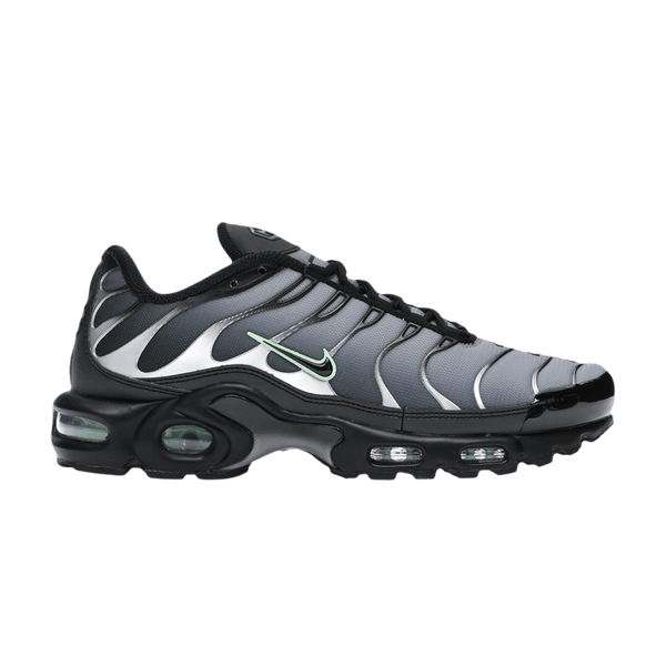 Nike Air Max Plus - Black Particle Grey Vapour Green