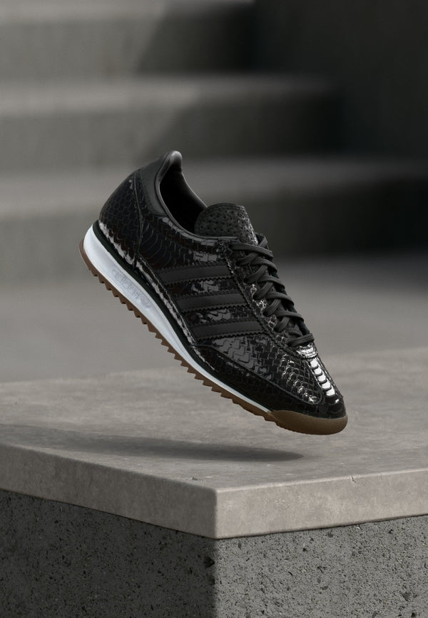 adidas SL 72 OG - Core Black / Footwear White / Carbon