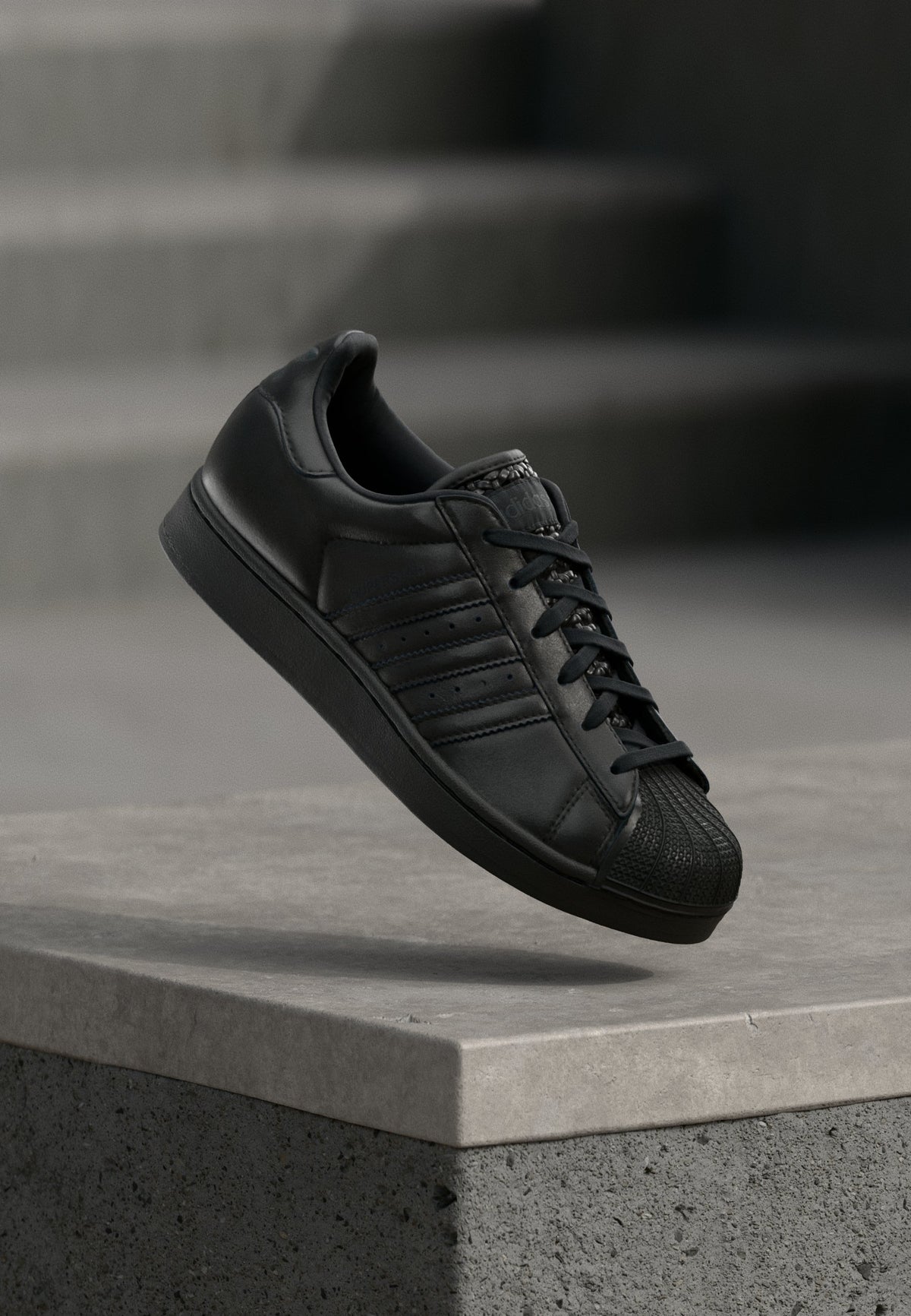 adidas Superstar II - Core Black / Carbon