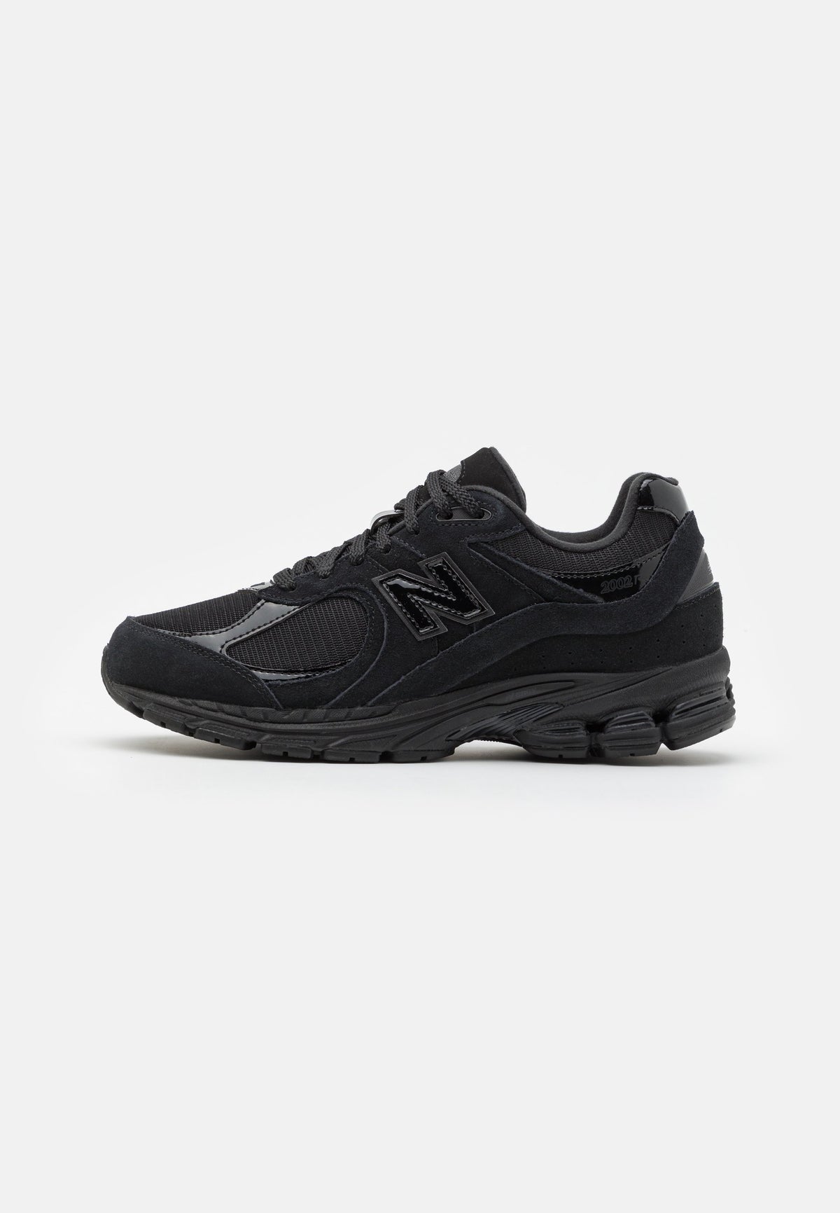 New Balance M2002 - Black