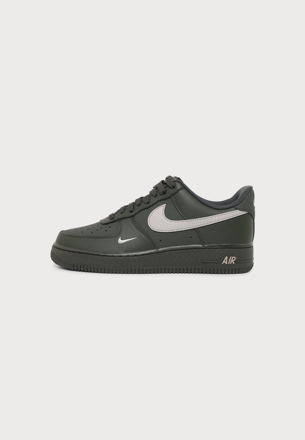 Nike Air Force 1 07 - Newsprint / College Grey