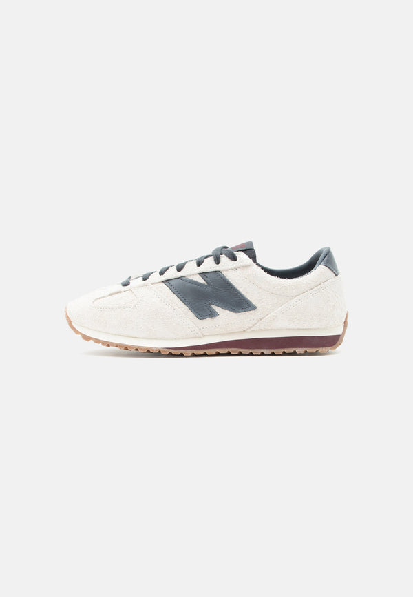 New Balance U471 - Off White / Black