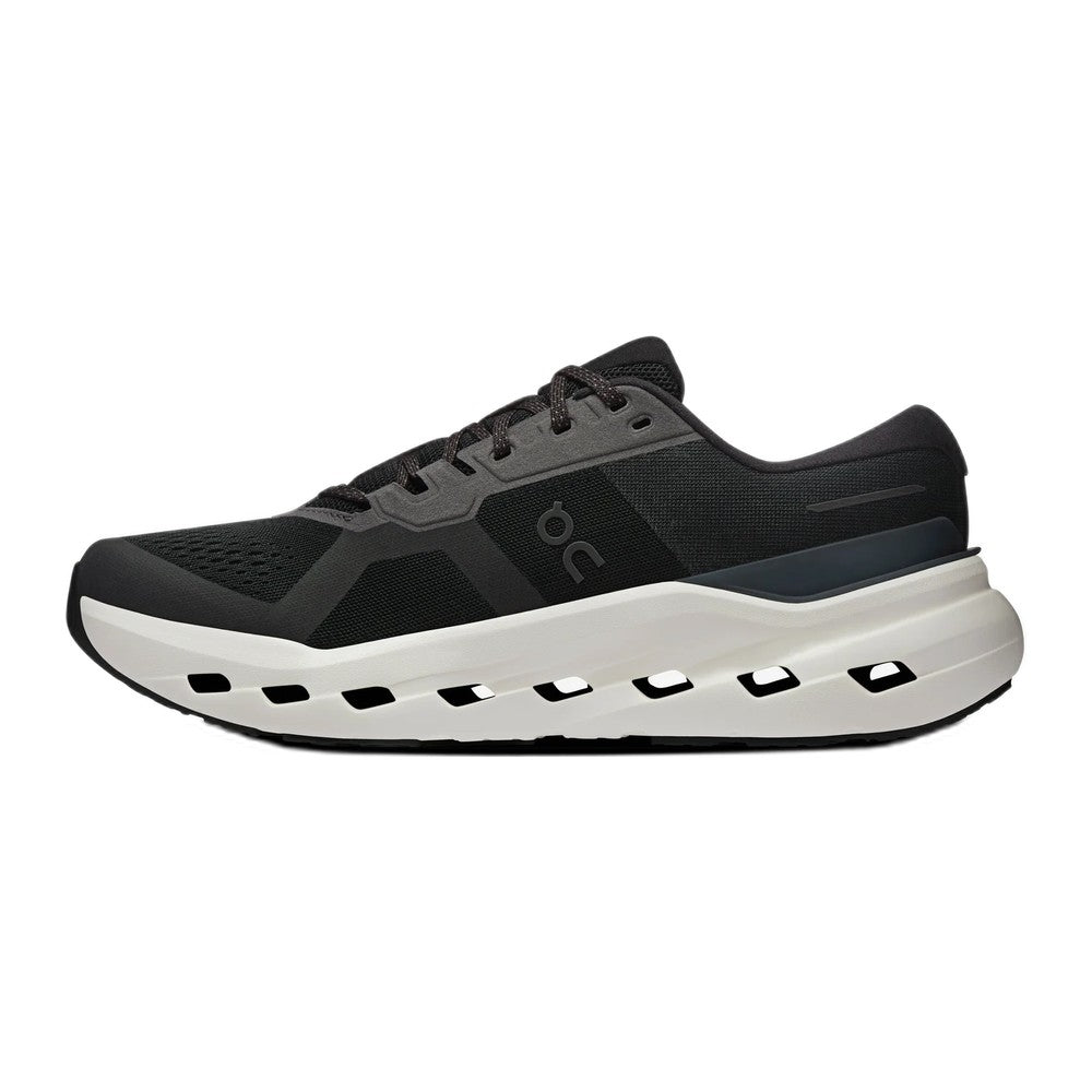 On Cloudrunner 3 - Black Ivory