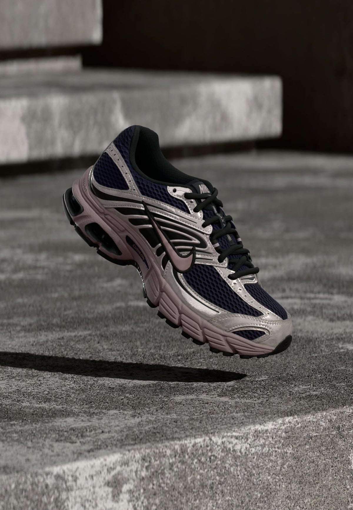 Nike Air Max Moto 2K - Purple Dynasty / Light Violet Ore / Platinum-coloured / Violet / Black