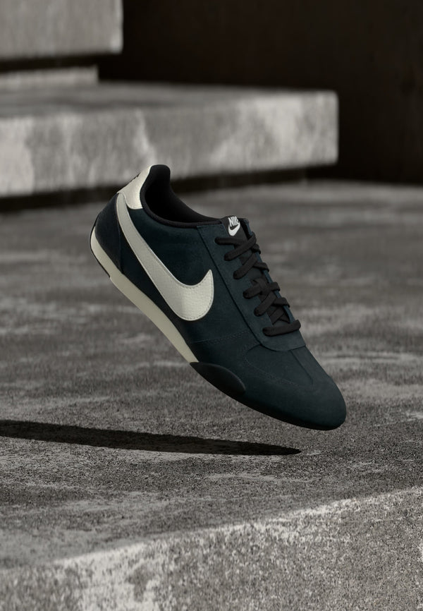 Nike Sprint Sister - Black / Sail