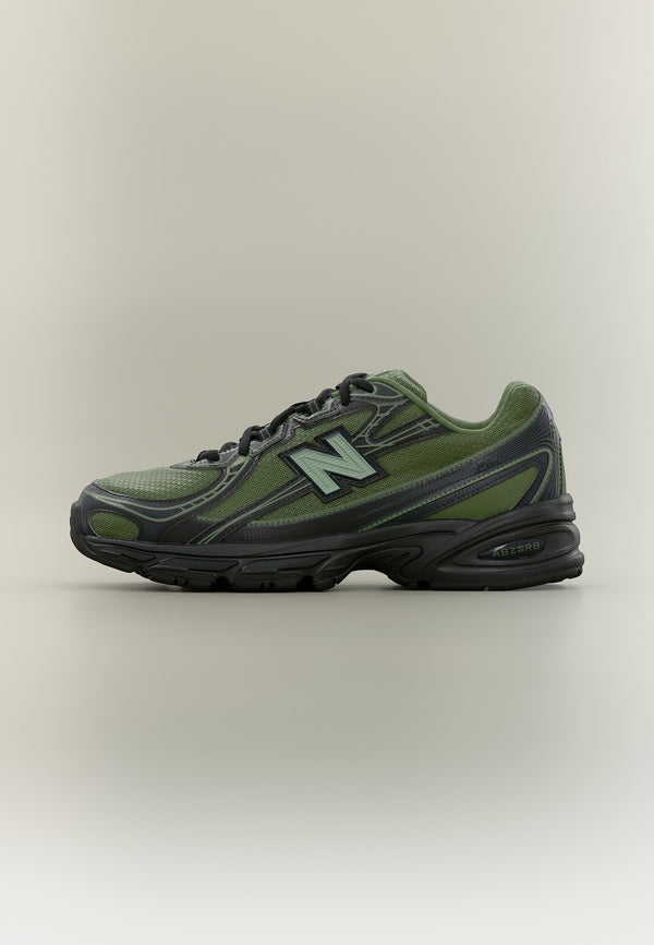 New Balance U740 - Utility Green / Black