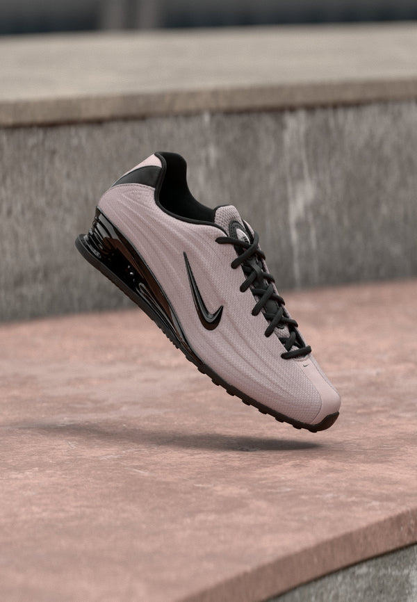 Nike Shox Z - Particle Rose / Black