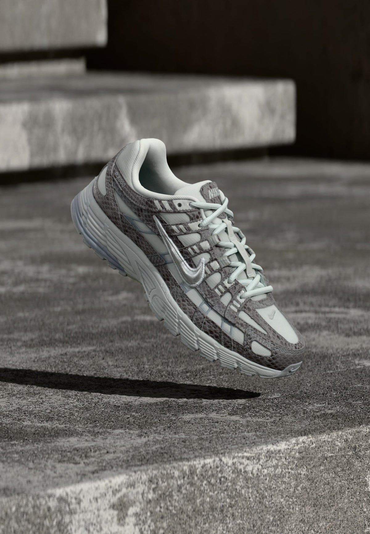 Nike P 6000 SE - Off White / Metallic Silver-coloured / Black / Cool Grey / Wolf Grey