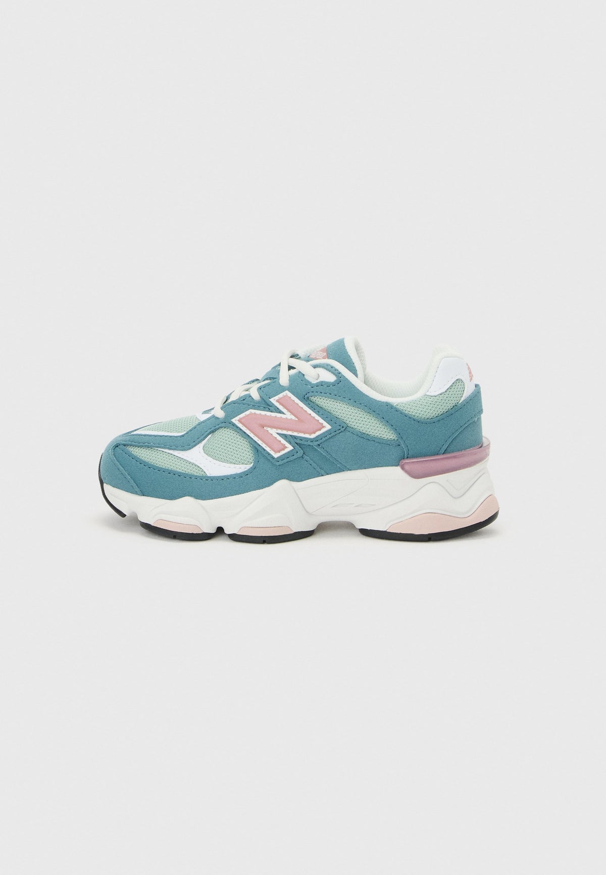 New Balance 9060 - Salt Water / Rosewood