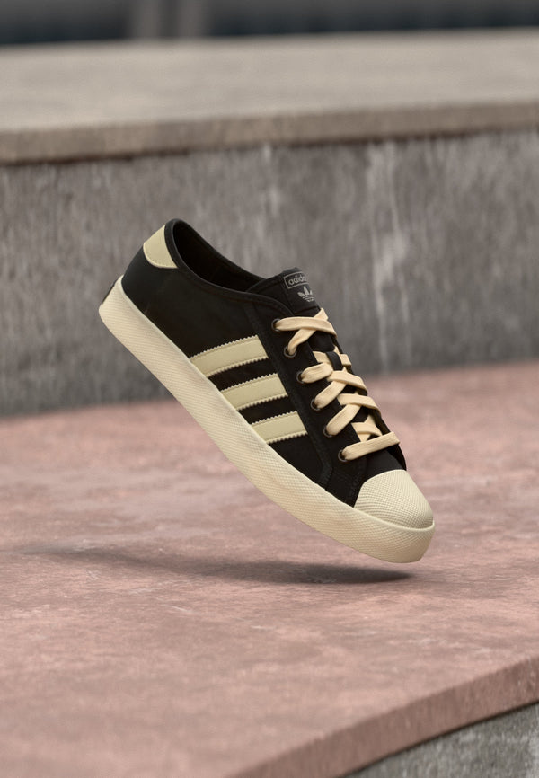 adidas Nisi - Aurora Coffee / Cream White / Gum