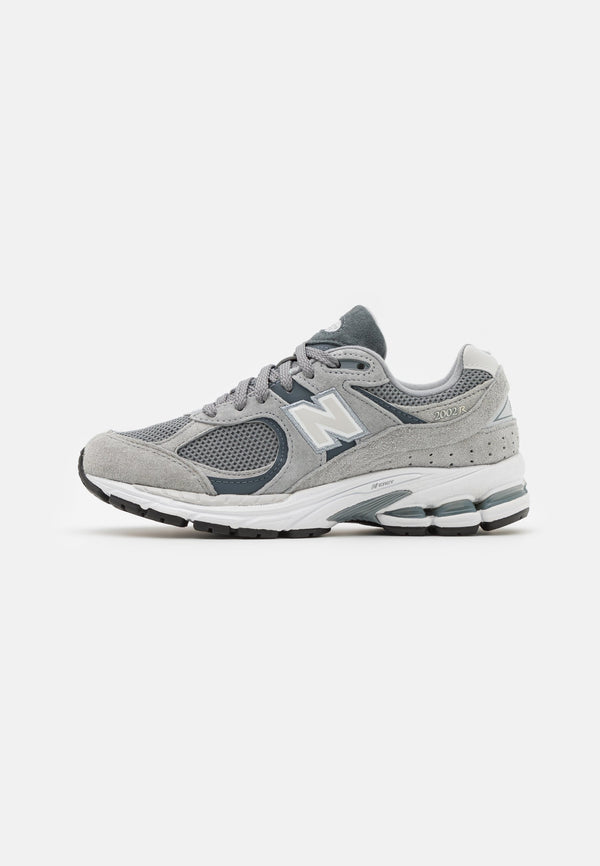 New Balance M2002 - Dark Grey
