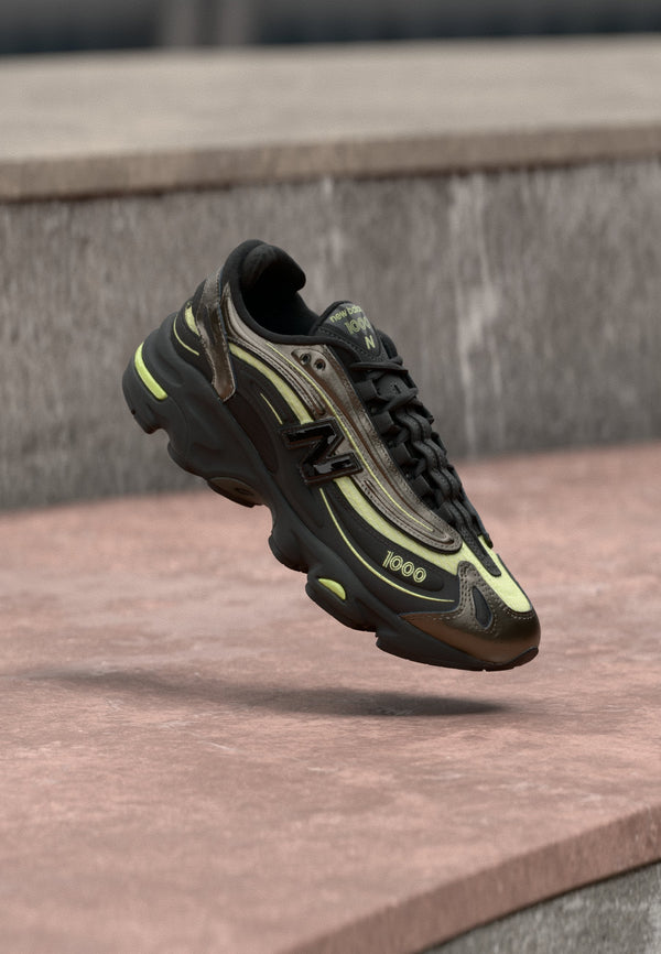 New Balance U1000 - Black Metallic / Dry Lime