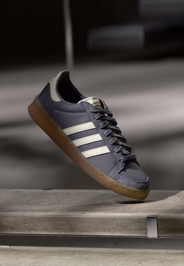 adidas Jabbar - Blue-grey / Offwhite