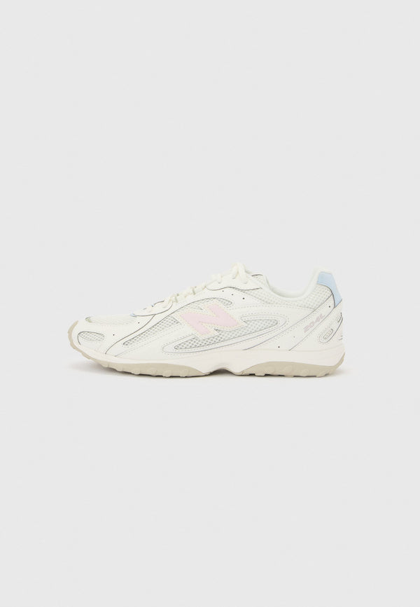 New Balance U204L - Sea Salt / Stone Pink